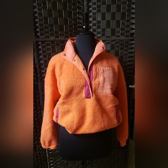 VICI COLLECTION FLEECE PULLOVER - Picture 2 of 11